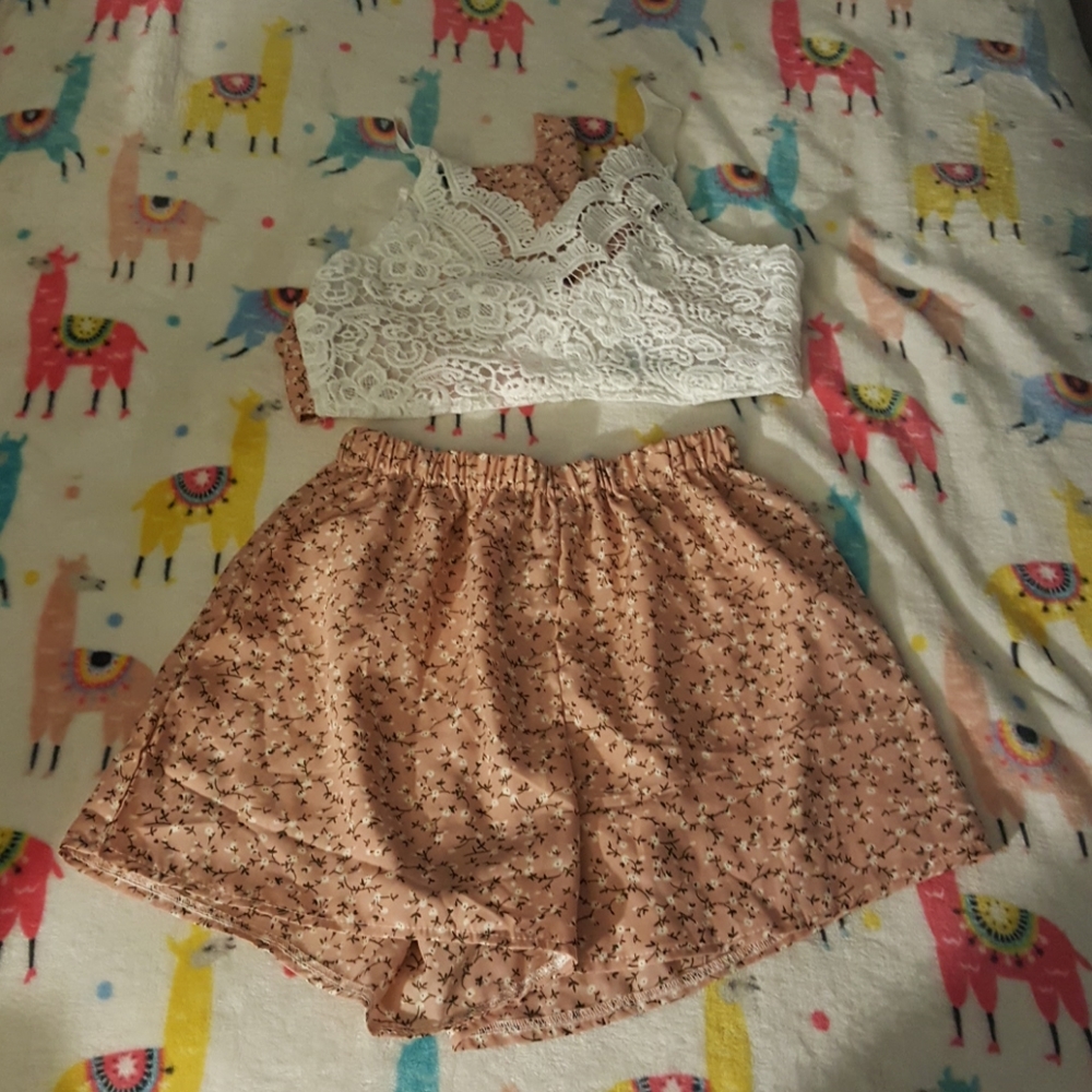 Two piece set